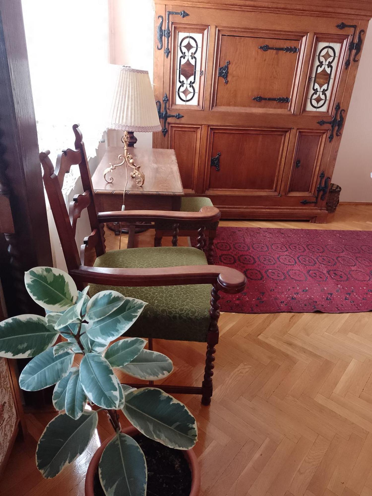 Belvarosi Classic Apartman 85 Square Meters โซมบ็อตเฮย์ ภายนอก รูปภาพ