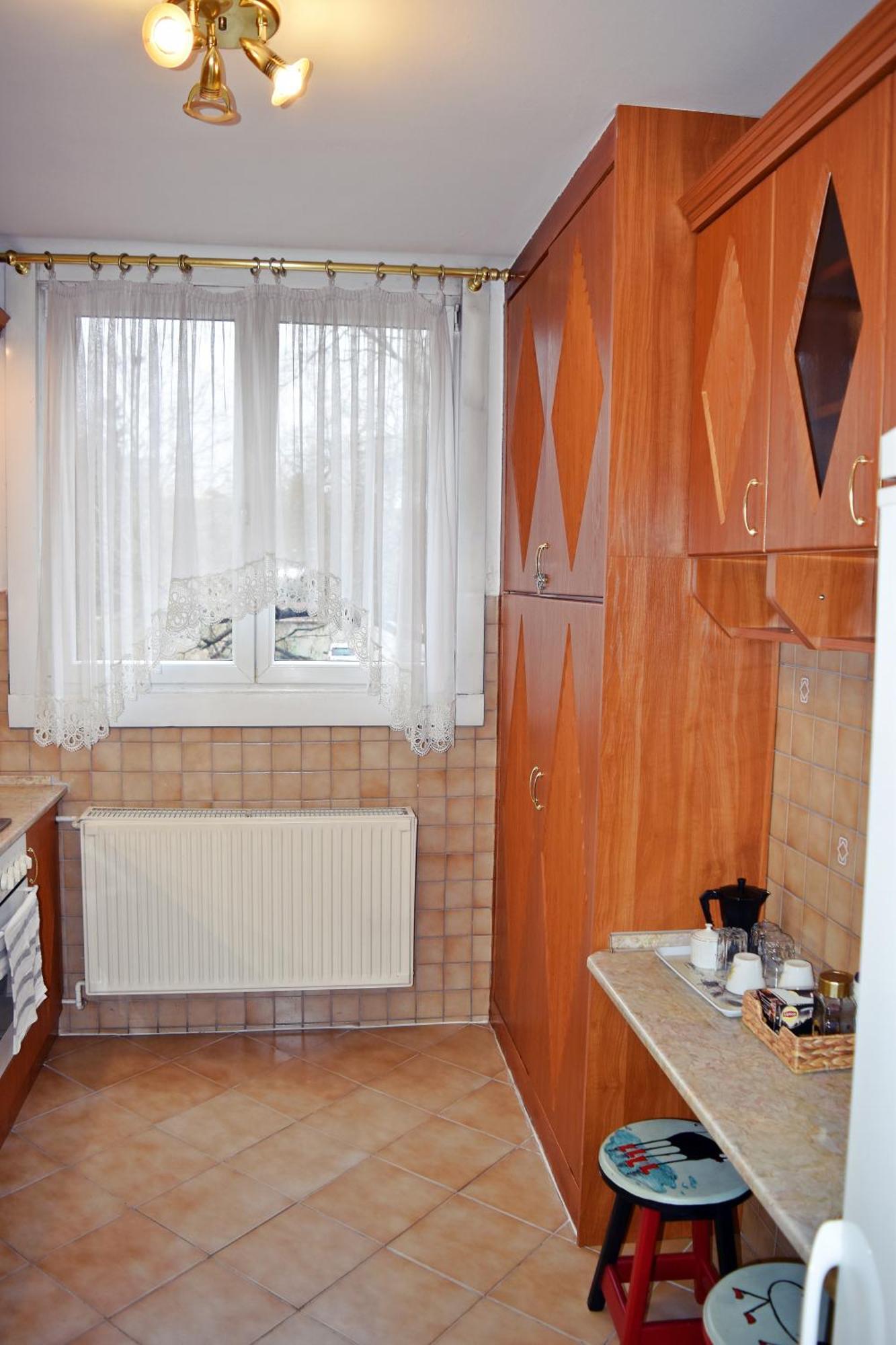 Belvarosi Classic Apartman 85 Square Meters โซมบ็อตเฮย์ ภายนอก รูปภาพ
